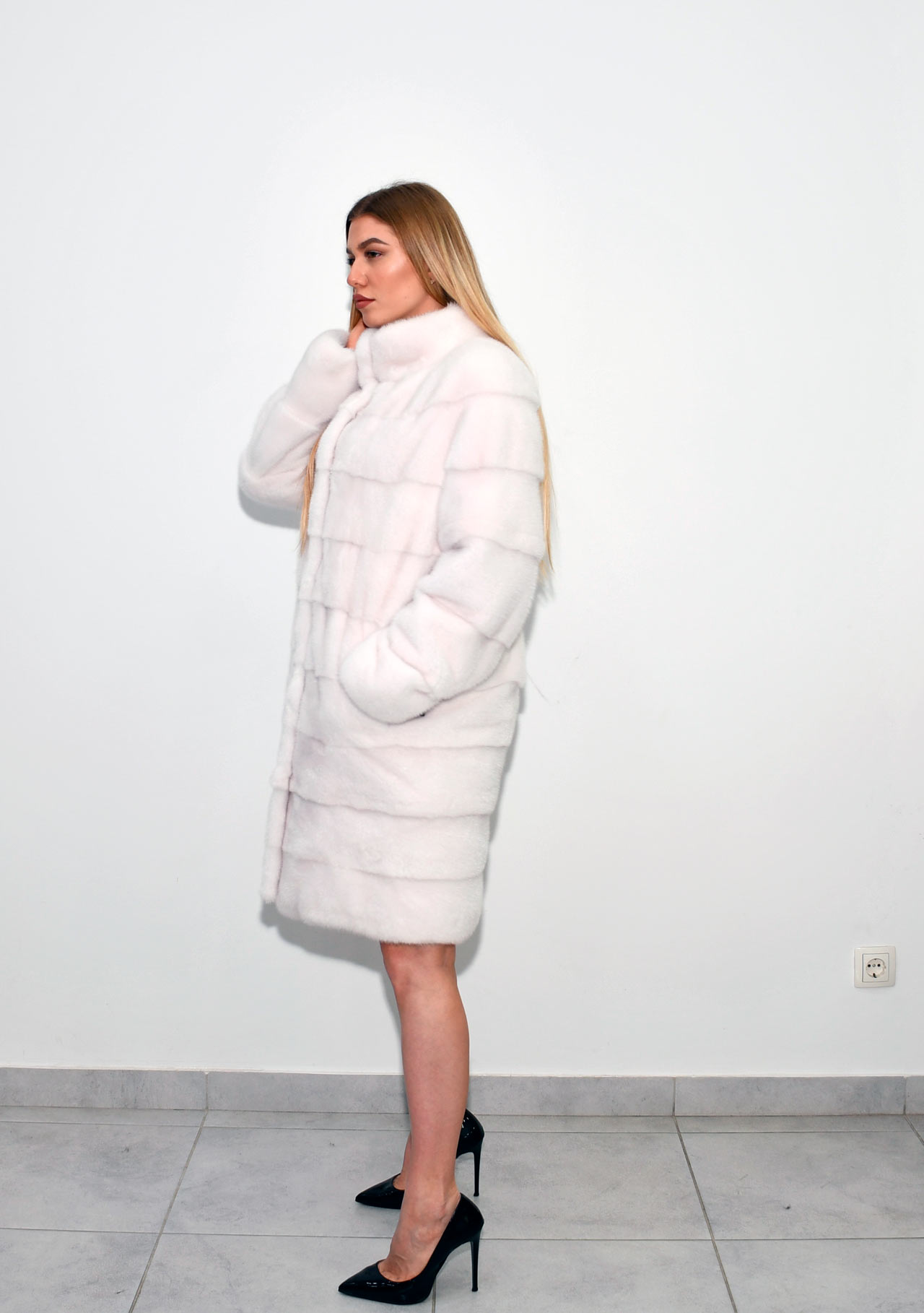 2 Long fur coat Mink 90cm White Snow all size 1400e