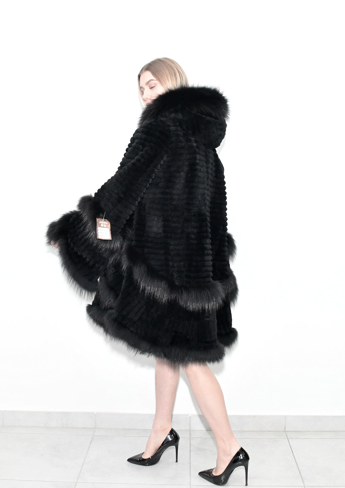 2 Midle fur coat Biber cuted one size Duble capisone Labada model Black 680e