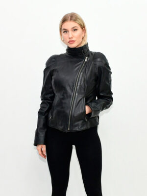 Женская кожаная куртка BLACK 8020