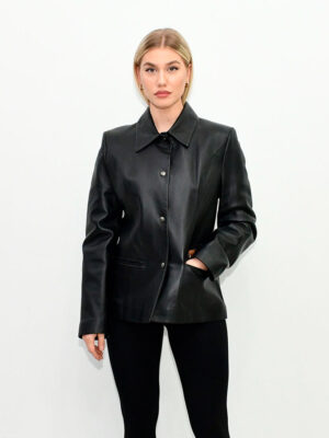 Женская кожаная куртка BLACK 2649